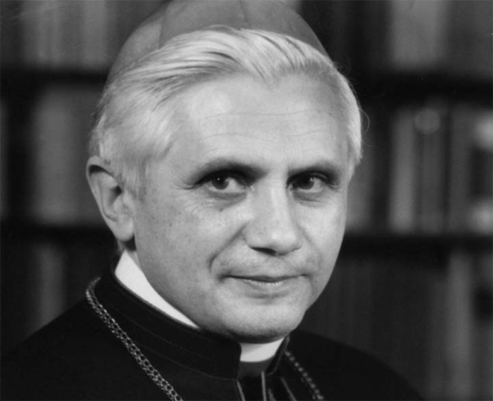 Arzobispo Joseph Ratzinger, Papa Emérito Benedicto XVI