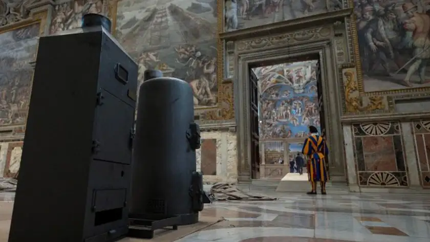 Hornos o estufas donde son incineradas las papeletas del Conclave para elegir al nuevo Papa