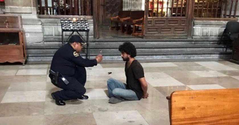 agresor del padre Miguel Ángel Machorro en Catedral Metropolitana es el francés John N