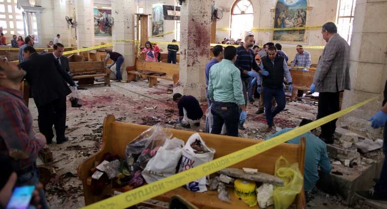 atentado dentro de iglesia egipto