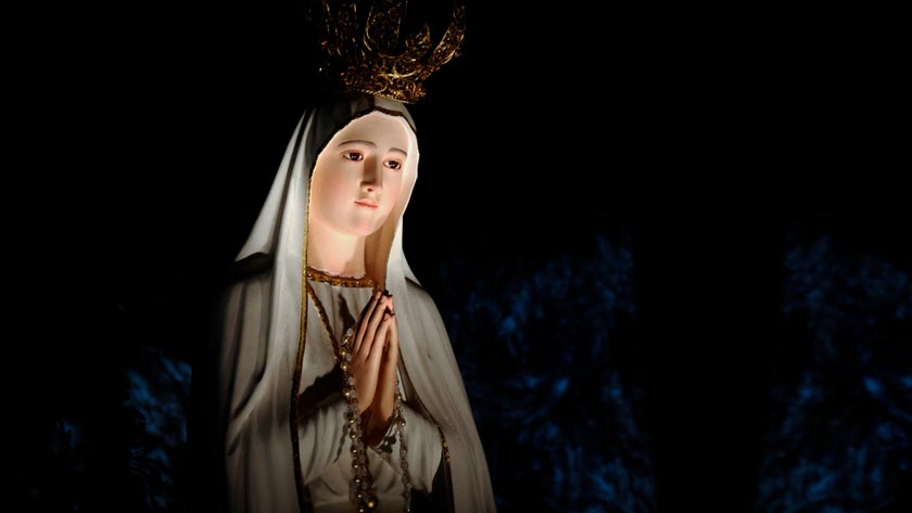 nuestra senora de fatima estatua rezando mensaje revelado tercer secreto