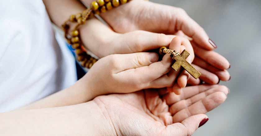rezar el rosario es poderoso razones para rezar el rosario
