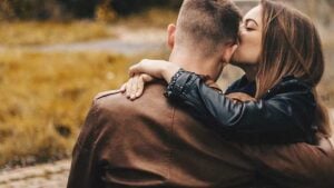 10 cosas que un esposo necesita escuchar de su esposa y viceversa
