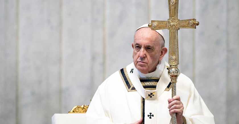Pope Francis prays for the elderly who are afraid of dying of coronavirus