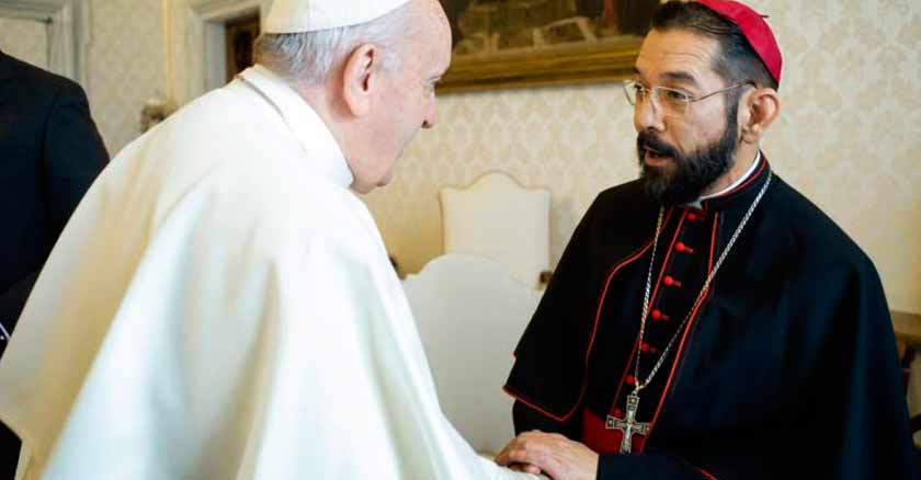 los pobres son mas generosos obispo texas flores papa francisco