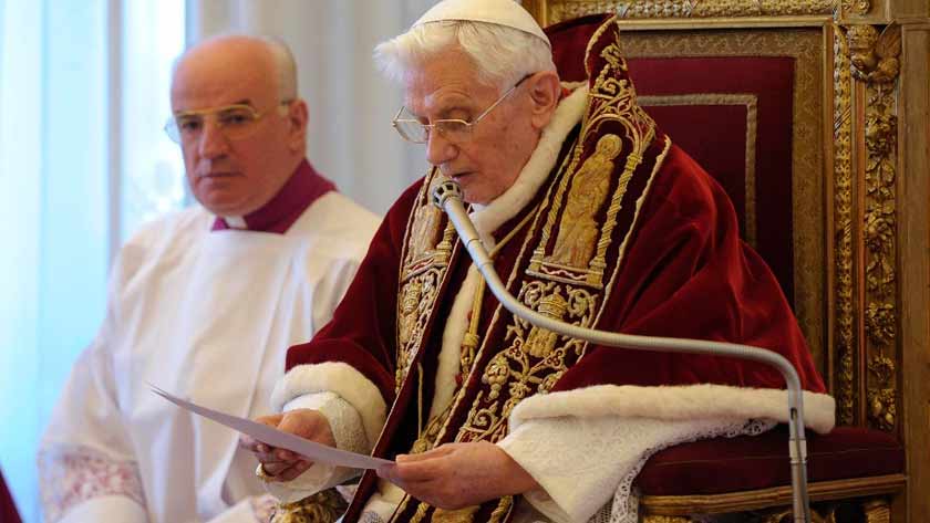 papa emerito benedicto xvi sobre renuncia viaje papa francisco iraq irak