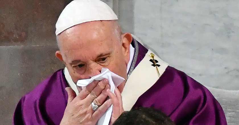 papa francisco no tiene coronavirus solo es una gripe comun resfriado