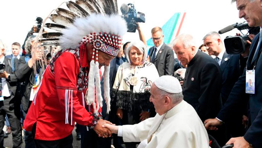 papa francisco recibimiento bienvenida canada viaje apostolico