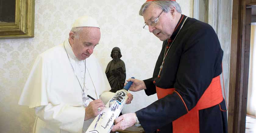 papa francisco reunido cardenal pell
