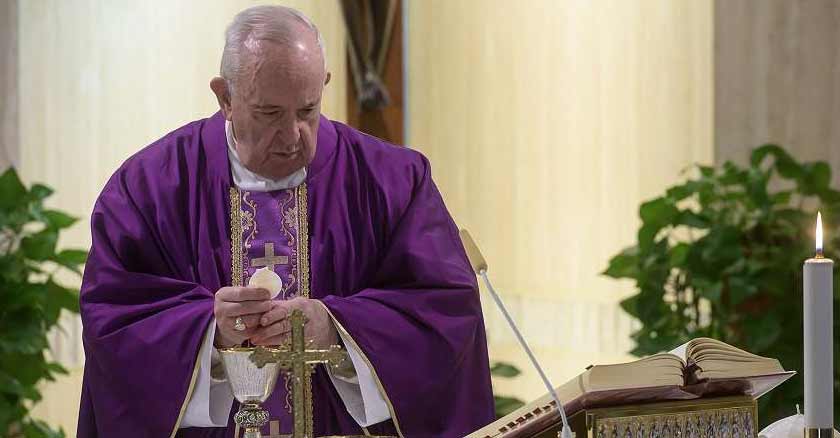 papa francisco reza por ancianos pandemia de coronavirus