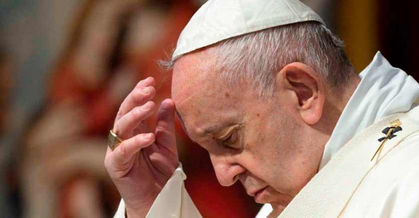papa francisco reza por enfermos afectados coronavirus covid 