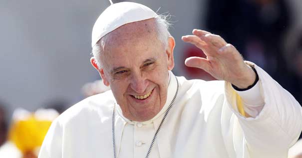 papa francisco sonrie esperanza antidoto contra odio violencia