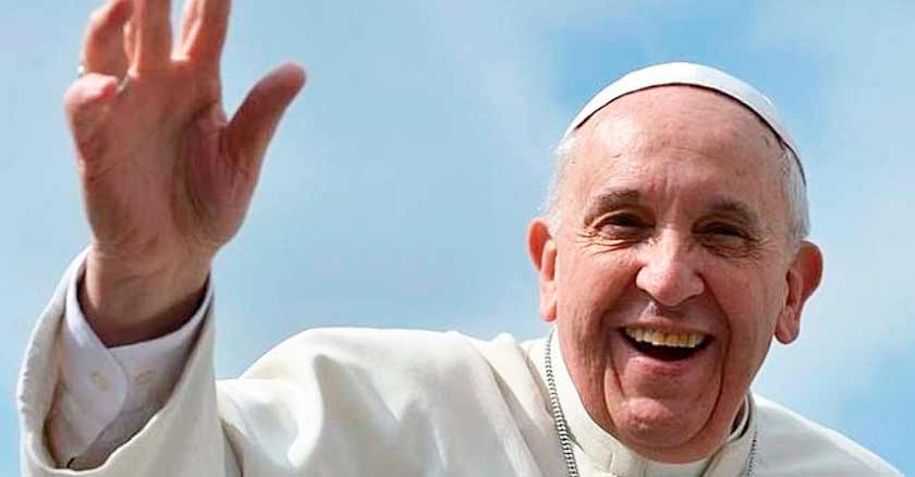 papa francisco sonrie no debemos cansarnos de amar perdonar demas