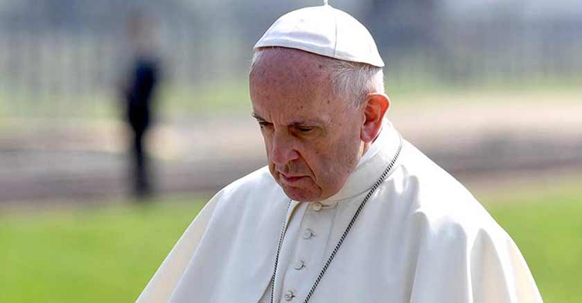 papa francisco triste el demonio hace sentir seguridad a los corruptos