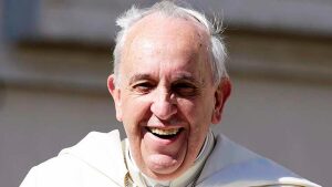 Papa Francisco: No presten atención a las personas infelices