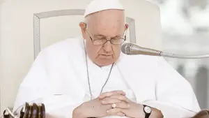 papa francisco reza el angelus desde hospitalwebp