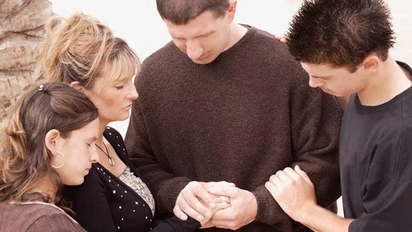 devocional para las familias dia  vivir el amor en familia como Dios manda