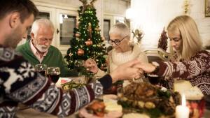 7 oraciones de Navidad para rezar en la Cena de Noche Buena 7 oraciones de Navidad para rezar en la Cena de Noche Buena