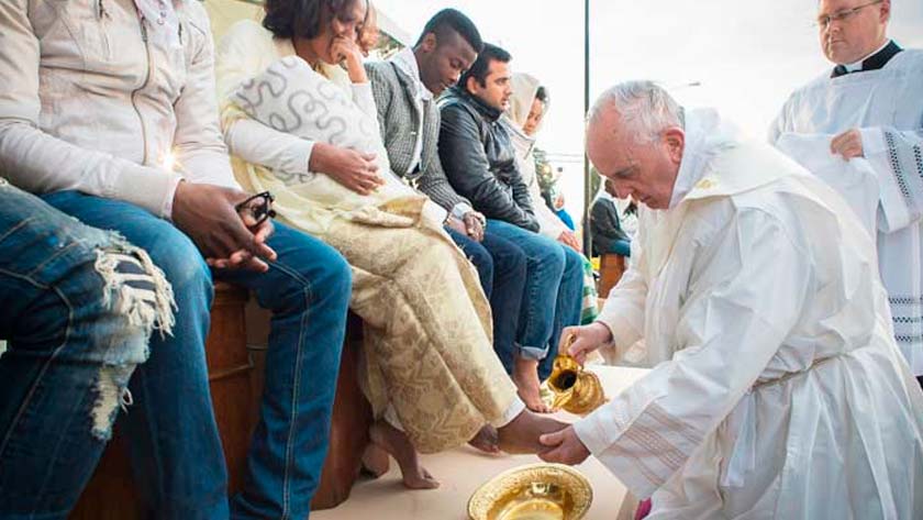 como ser manso sin ser menso corazon humillado humildad papa francisco lava pies