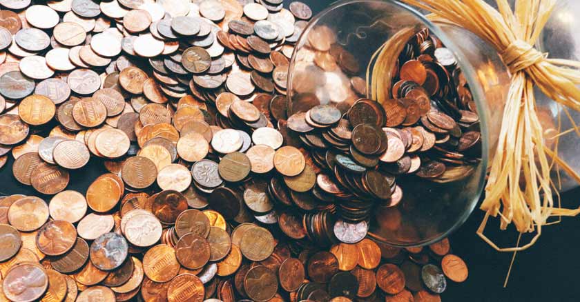 jarron de monedas la idolatria del dinero que el dinero no te posea