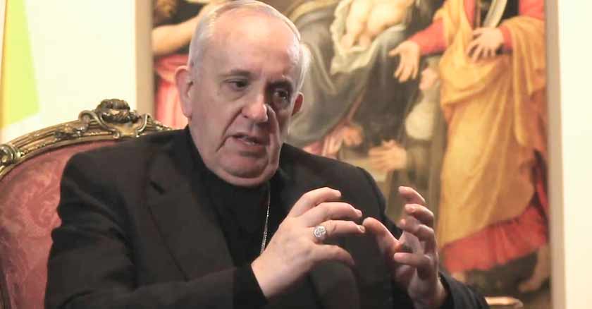 papa francisco bergoglio ayuna para que otros no ayunen pobreza
